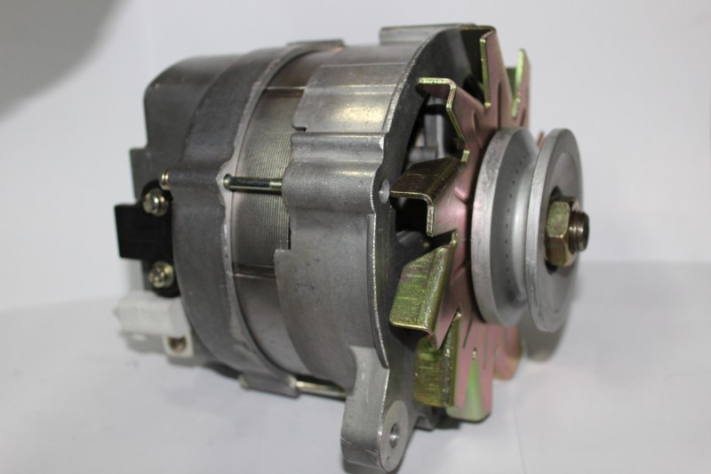 trackenergy.ru Генератор 12v 65amp  3307