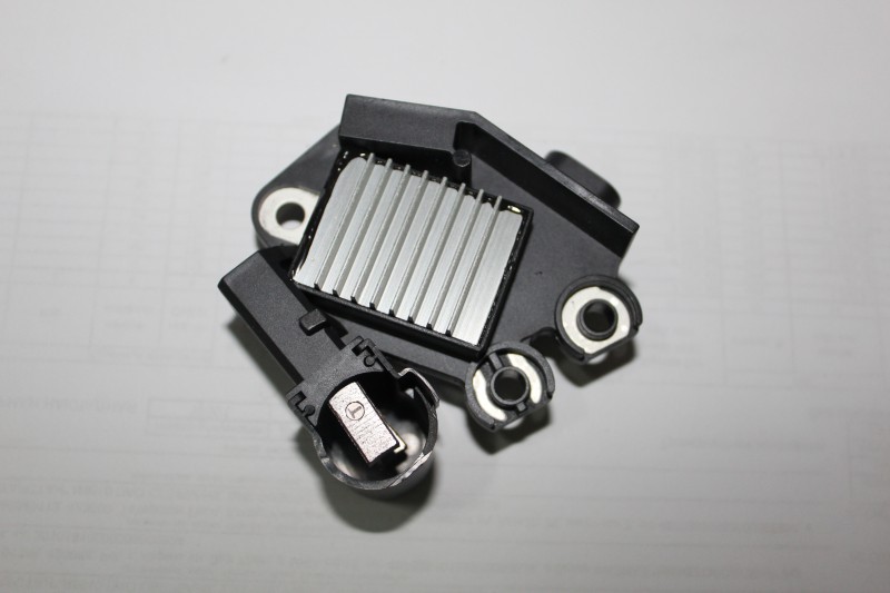 trackenergy.ru Регулятор генератора 12v